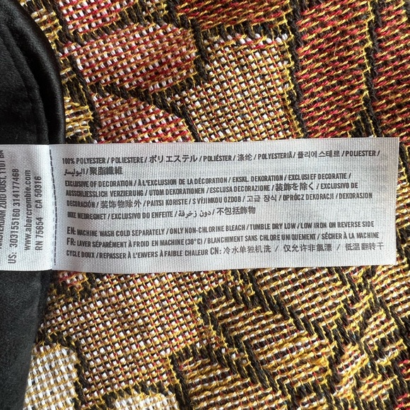 Hollister Faux Suede Shorts - sz 3 - Picture 7 of 7